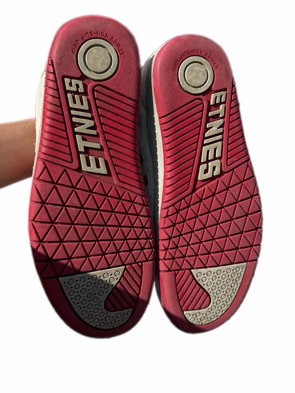 Etnies Callicut Skate Shoes Women's 8.5
Stone Red Suede Y2K Chunky Sneakers - Picture 5 of 9